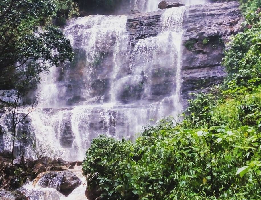 Jhari Waterfall